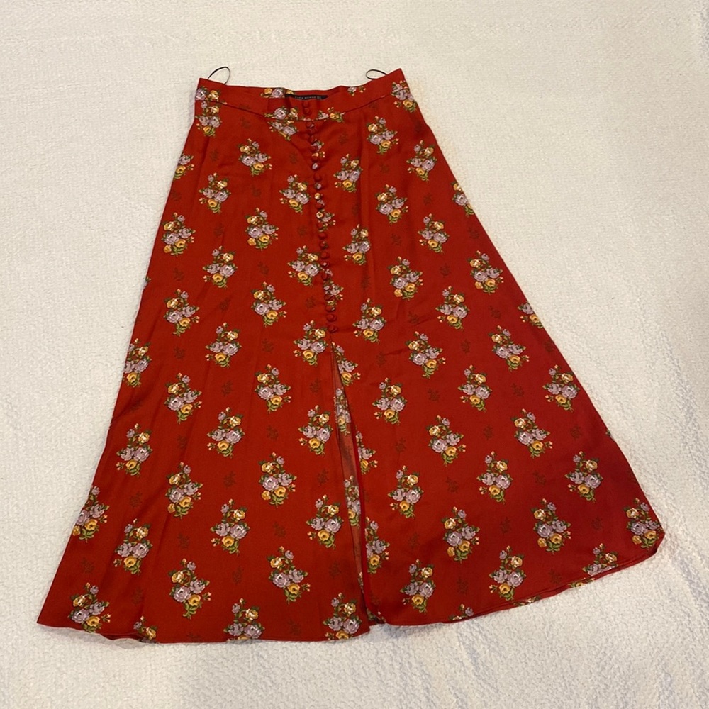 Zara midi floral skirt size M